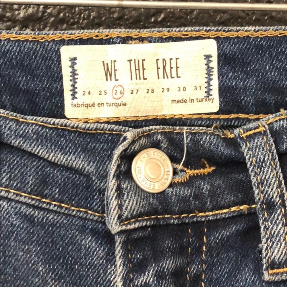 NWT Free People ‘About a Girl’ Jeans. Size 26! - Picture 4 of 8